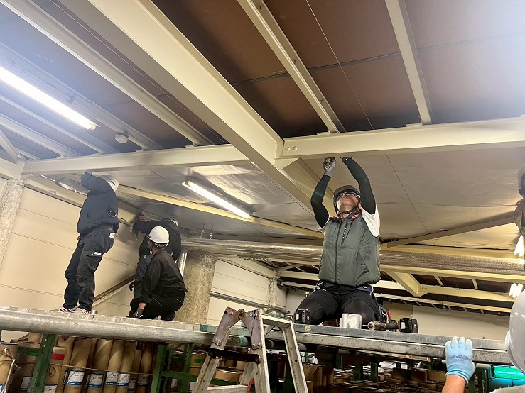 工場遮熱シート工事